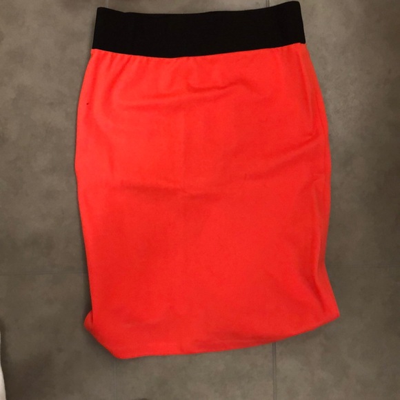 Women’s Two Piece Shirt &Skirt Set - Picture 2 of 6
